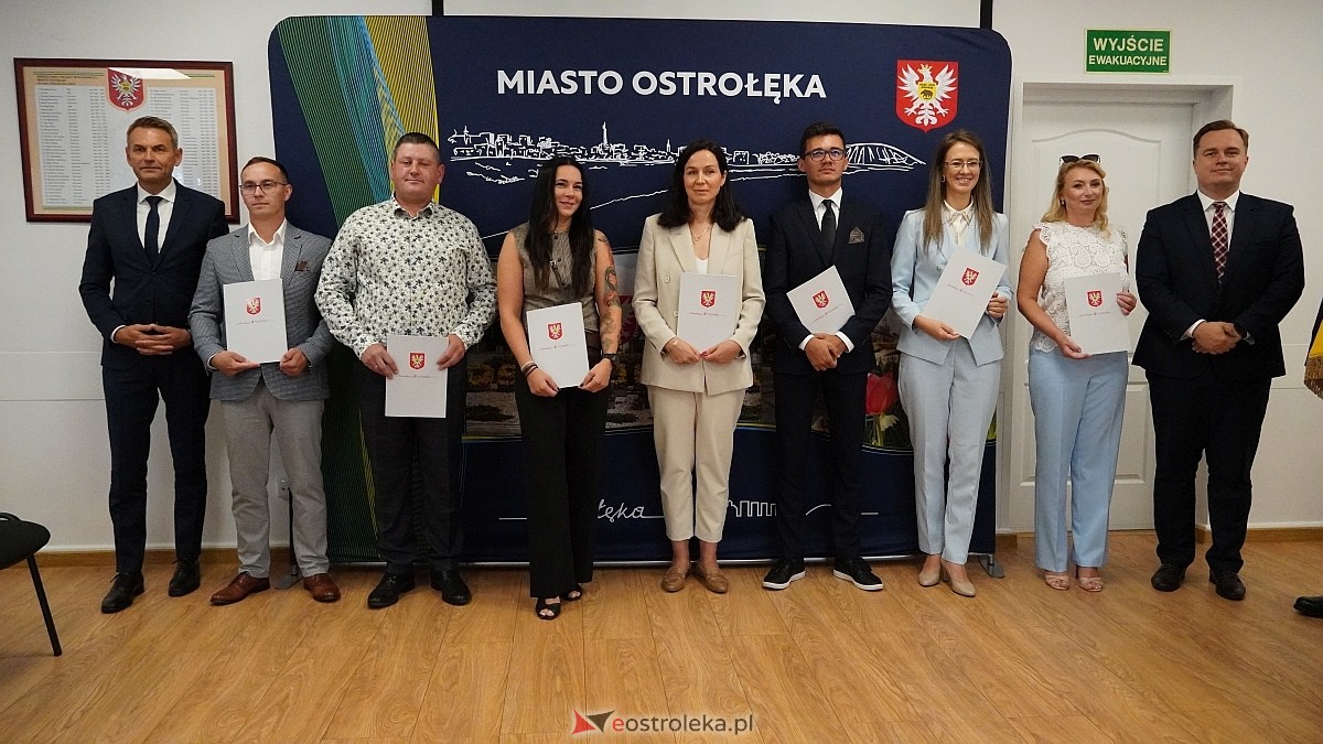 Uroczyste wręczenia aktów mianowania nowym nauczycielom w Ostrołęce [28.08.2025] - zdjęcie #20 - eOstroleka.pl