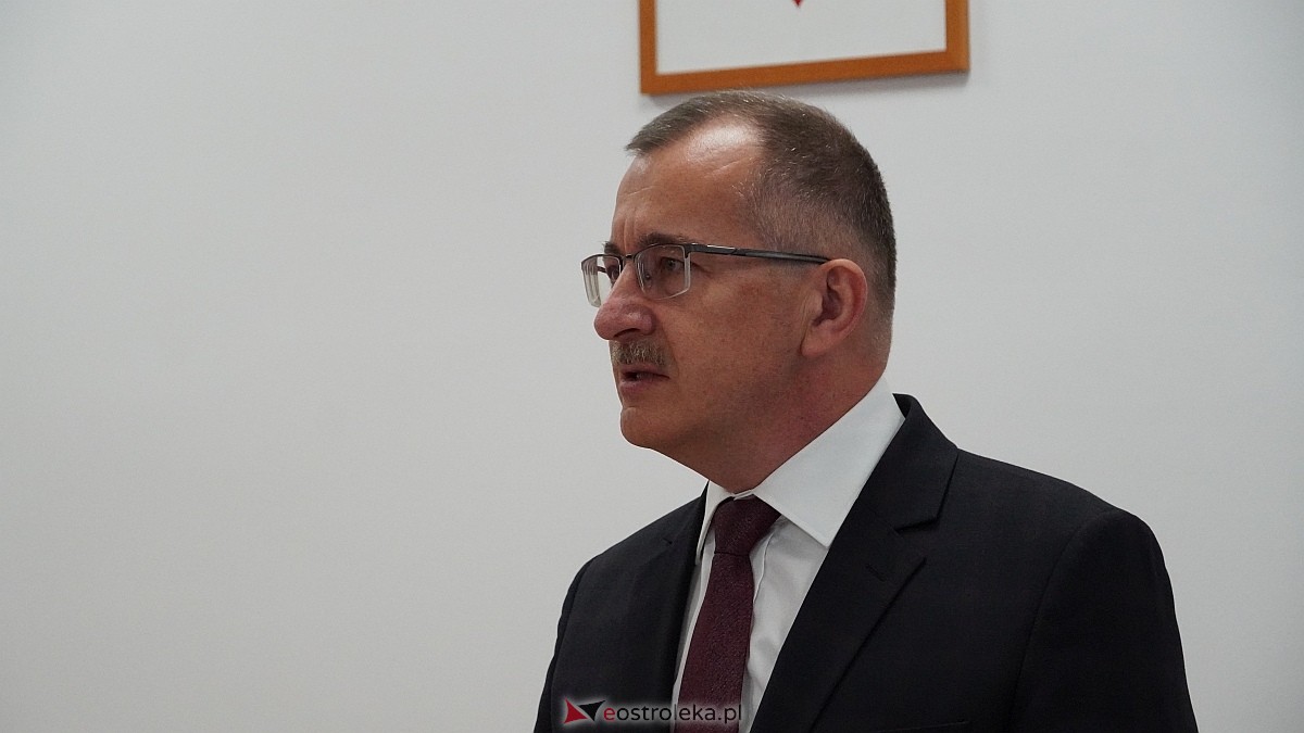 Uroczyste wręczenia aktów mianowania nowym nauczycielom w Ostrołęce [28.08.2025] - zdjęcie #8 - eOstroleka.pl