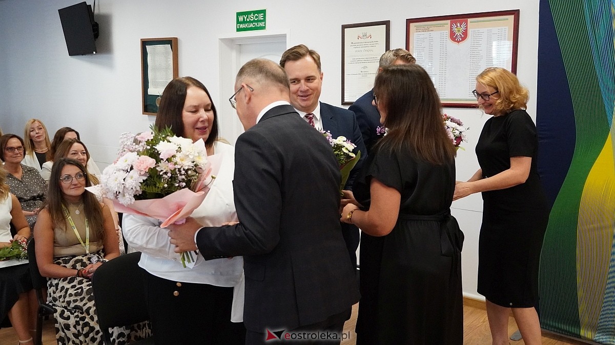 Uroczyste wręczenia aktów mianowania nowym nauczycielom w Ostrołęce [28.08.2025] - zdjęcie #6 - eOstroleka.pl
