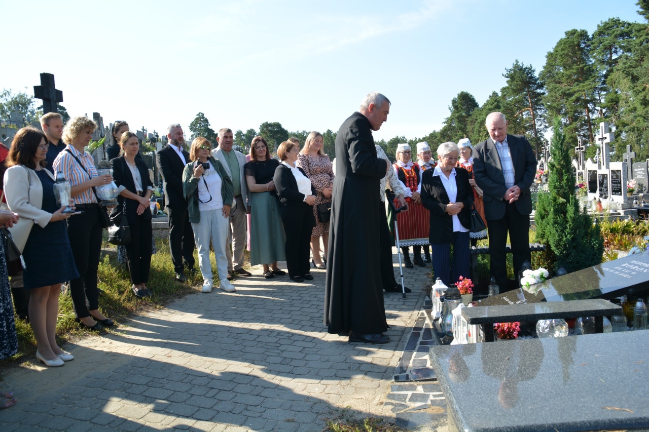 Odsłonięcie skweru im. Mirosława Boronia w Kadzidle [28.08.2025] - zdjęcie #41 - eOstroleka.pl