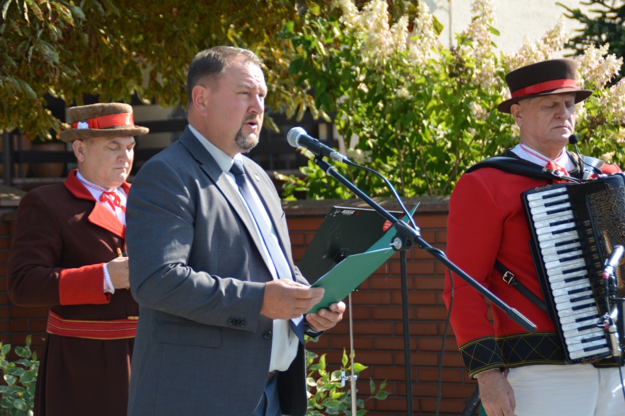 Odsłonięcie skweru im. Mirosława Boronia w Kadzidle [28.08.2025] - zdjęcie #3 - eOstroleka.pl