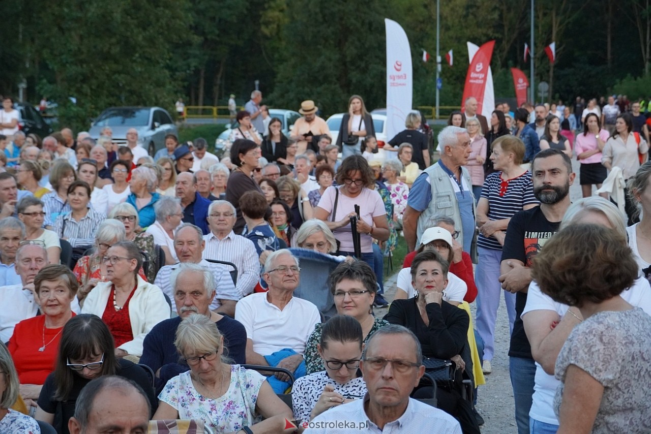 X Ostrołęckie Operelia - Koncert galowy OCHMAN vs OCHMAN - klasyka kontra rozrywka [29.08.2025] - zdjęcie #72 - eOstroleka.pl