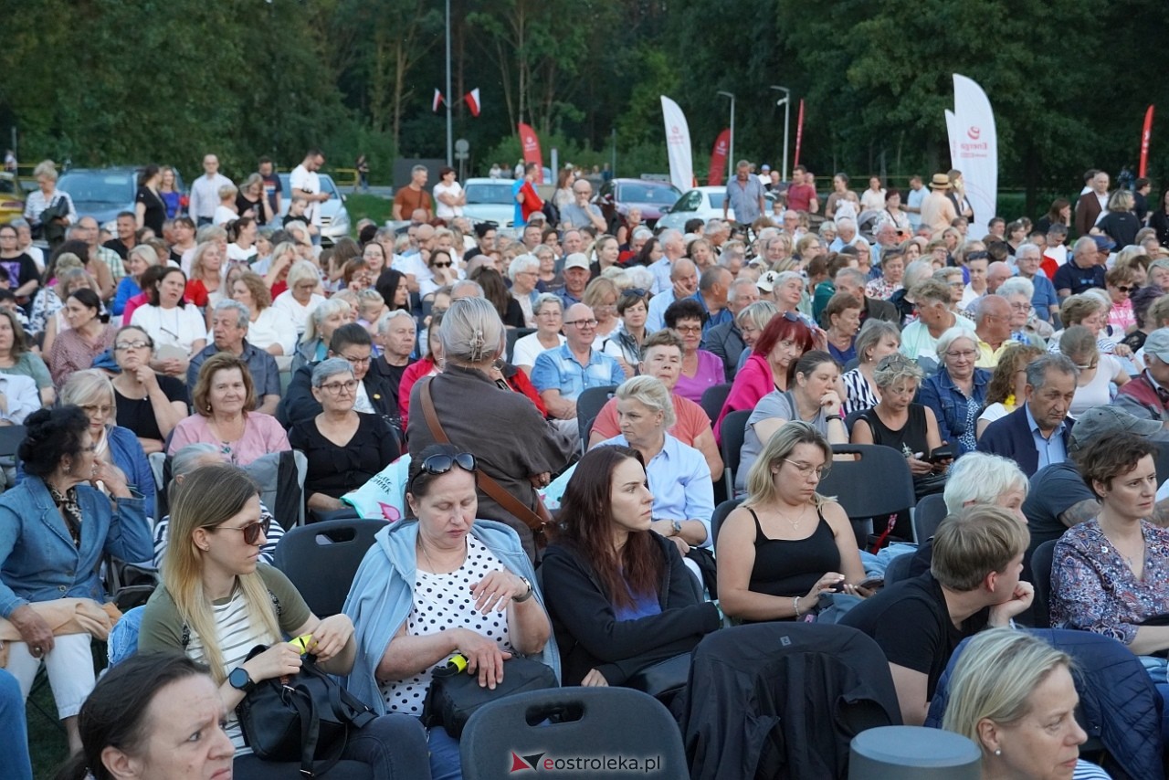 X Ostrołęckie Operelia - Koncert galowy OCHMAN vs OCHMAN - klasyka kontra rozrywka [29.08.2025] - zdjęcie #64 - eOstroleka.pl