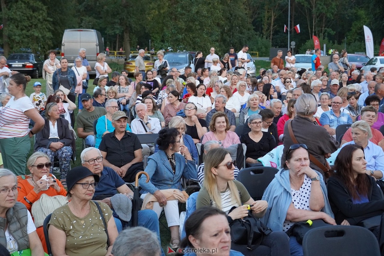 X Ostrołęckie Operelia - Koncert galowy OCHMAN vs OCHMAN - klasyka kontra rozrywka [29.08.2025] - zdjęcie #63 - eOstroleka.pl