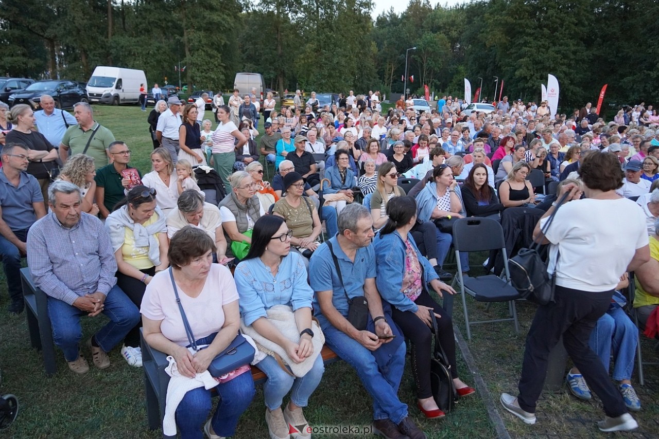 X Ostrołęckie Operelia - Koncert galowy OCHMAN vs OCHMAN - klasyka kontra rozrywka [29.08.2025] - zdjęcie #60 - eOstroleka.pl
