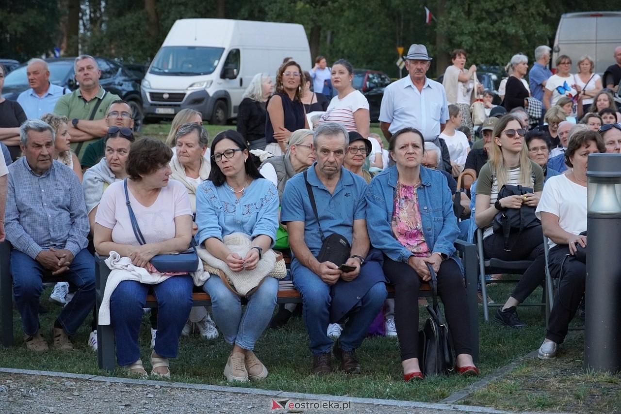 X Ostrołęckie Operelia - Koncert galowy OCHMAN vs OCHMAN - klasyka kontra rozrywka [29.08.2025] - zdjęcie #54 - eOstroleka.pl