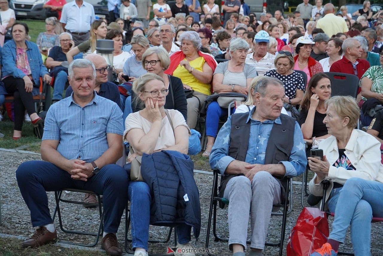 X Ostrołęckie Operelia - Koncert galowy OCHMAN vs OCHMAN - klasyka kontra rozrywka [29.08.2025] - zdjęcie #52 - eOstroleka.pl