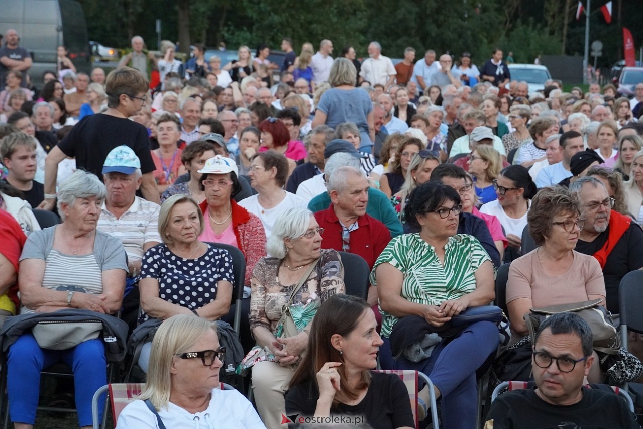 X Ostrołęckie Operelia - Koncert galowy OCHMAN vs OCHMAN - klasyka kontra rozrywka [29.08.2025] - zdjęcie #43 - eOstroleka.pl