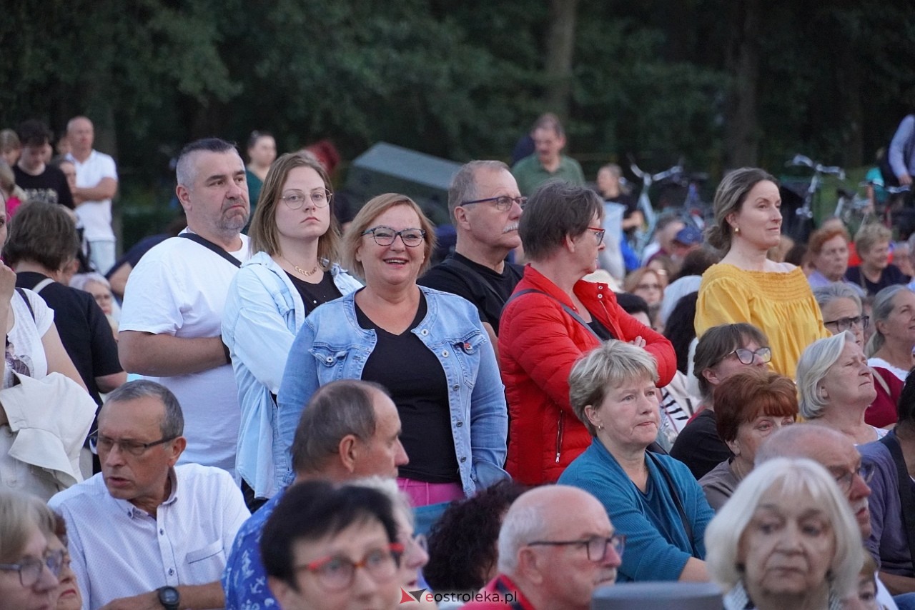 X Ostrołęckie Operelia - Koncert galowy OCHMAN vs OCHMAN - klasyka kontra rozrywka [29.08.2025] - zdjęcie #41 - eOstroleka.pl