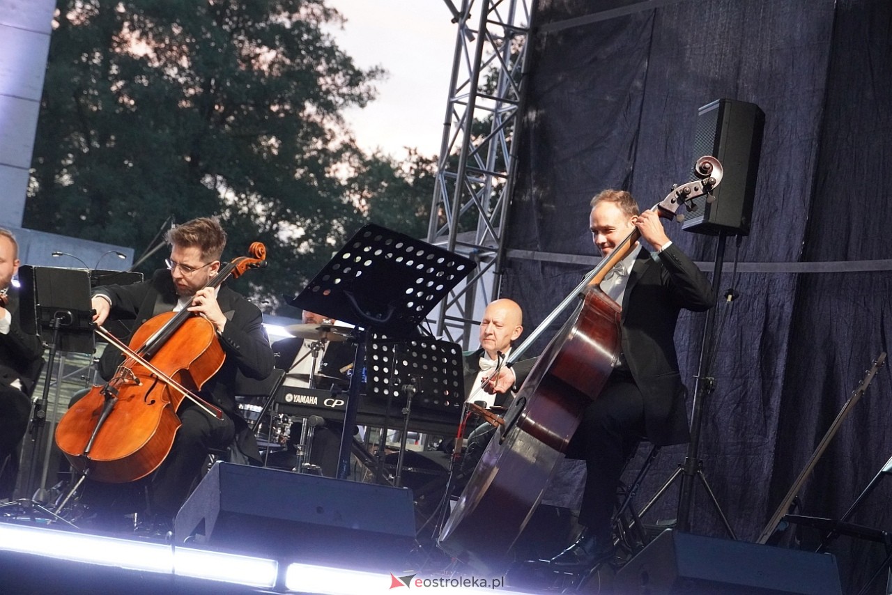 X Ostrołęckie Operelia - Koncert galowy OCHMAN vs OCHMAN - klasyka kontra rozrywka [29.08.2025] - zdjęcie #29 - eOstroleka.pl