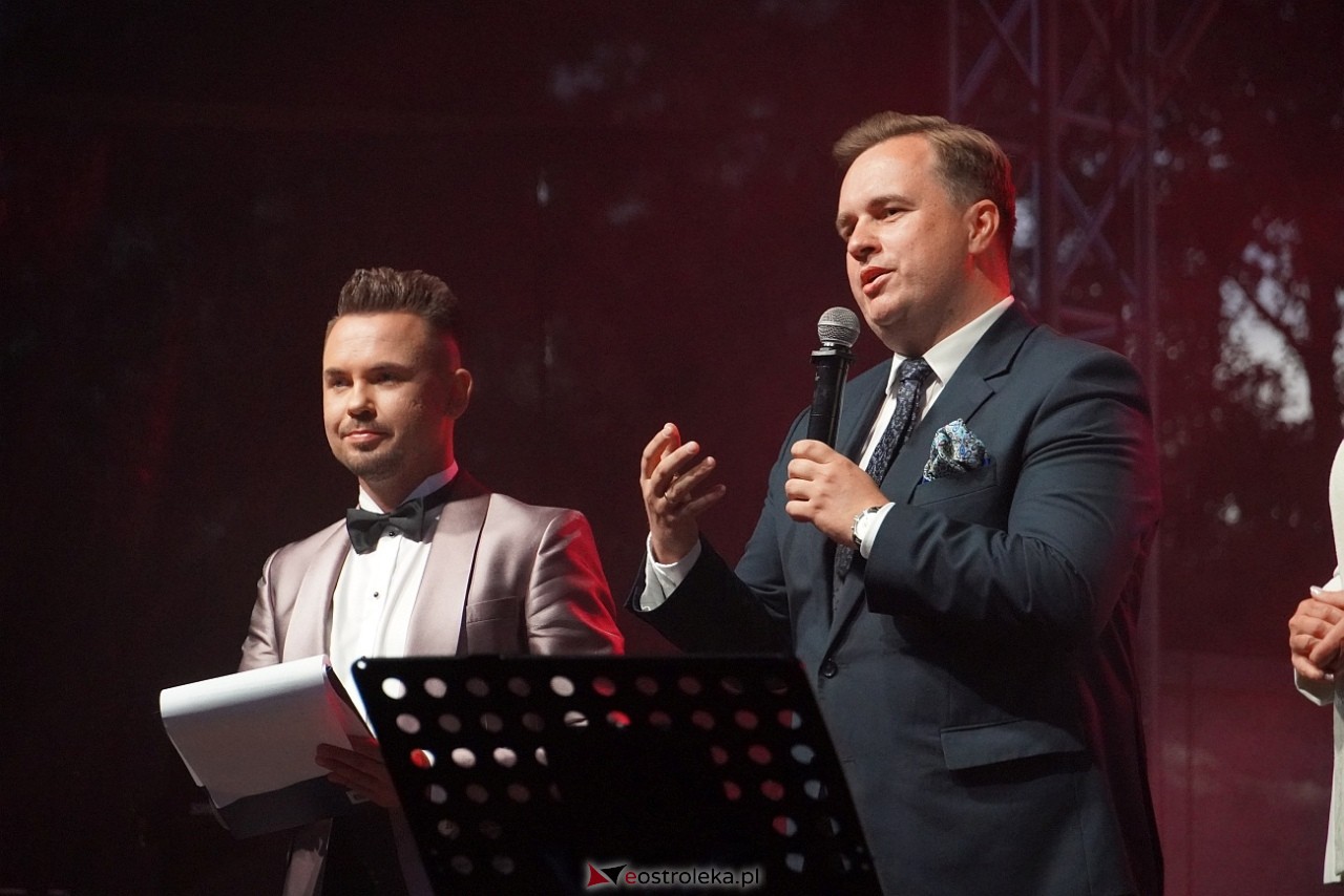 X Ostrołęckie Operelia - Koncert galowy OCHMAN vs OCHMAN - klasyka kontra rozrywka [29.08.2025] - zdjęcie #14 - eOstroleka.pl