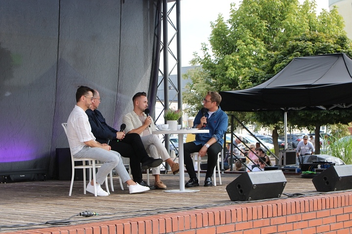 Kawa z Gwiazdą - Jakub Milewski, Kacper Kurszewski, Mieczysław Smyda - zdjęcie #3 - eOstroleka.pl