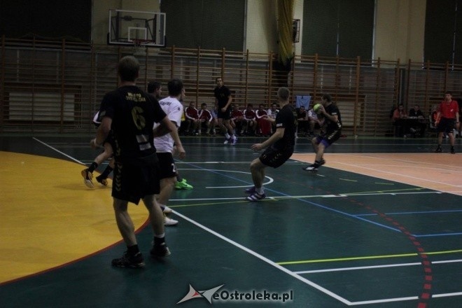 UMKS Trójka Ostrołęka - KPR Legionowo 23:29 (15.10.2011) - zdjęcie #6 - eOstroleka.pl