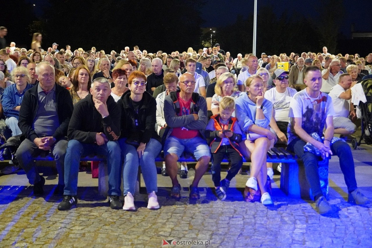 Miodobraniowa Noc Kabaretowa 2025 [30.08.2025] - zdjęcie #194 - eOstroleka.pl