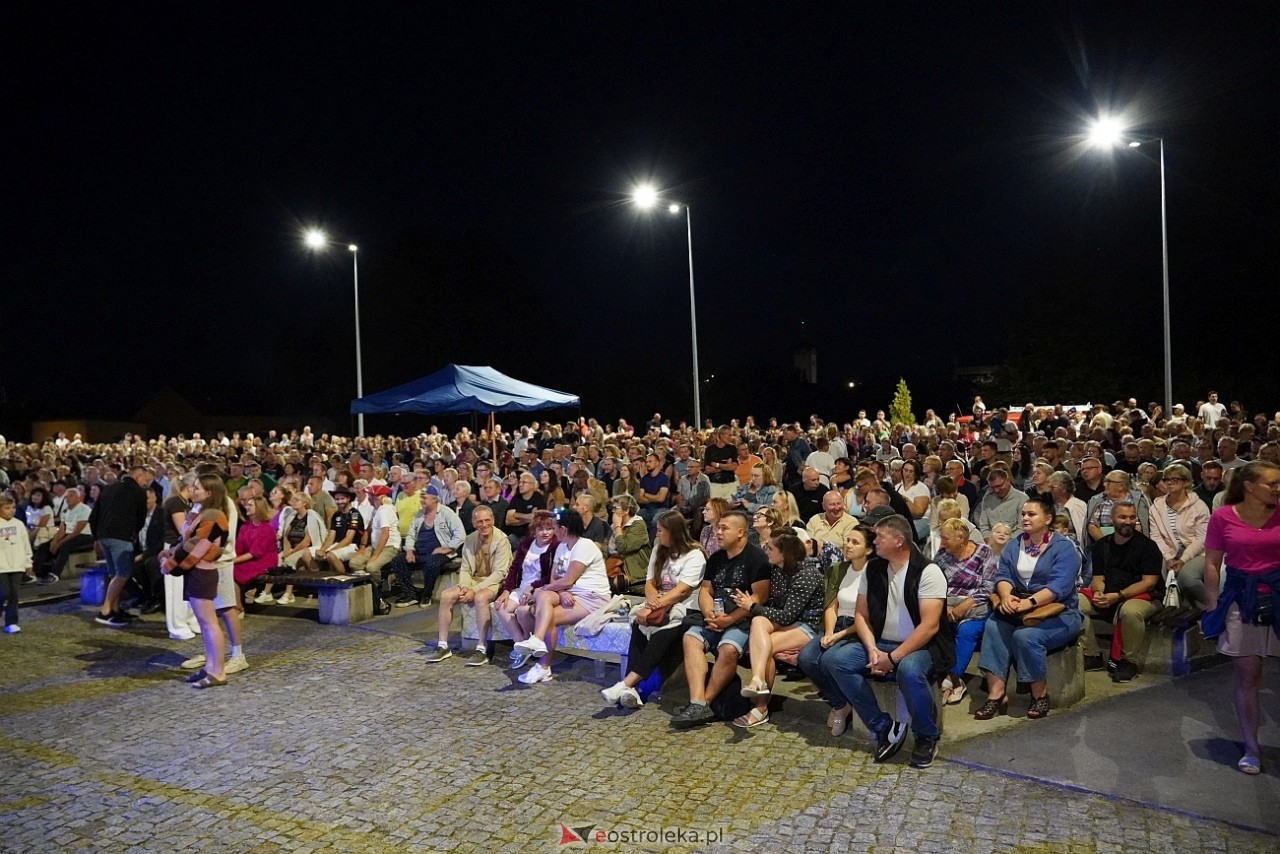 Miodobraniowa Noc Kabaretowa 2025 [30.08.2025] - zdjęcie #163 - eOstroleka.pl