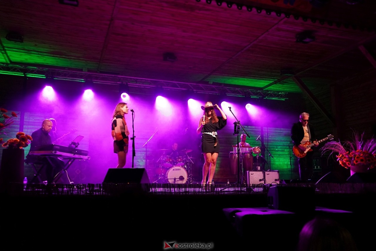 Miodobraniowa Noc Kabaretowa 2025 [30.08.2025] - zdjęcie #161 - eOstroleka.pl