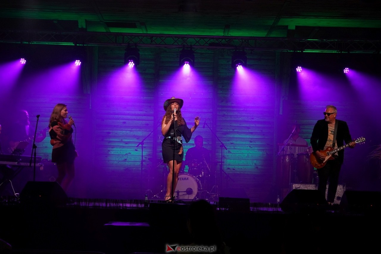Miodobraniowa Noc Kabaretowa 2025 [30.08.2025] - zdjęcie #152 - eOstroleka.pl