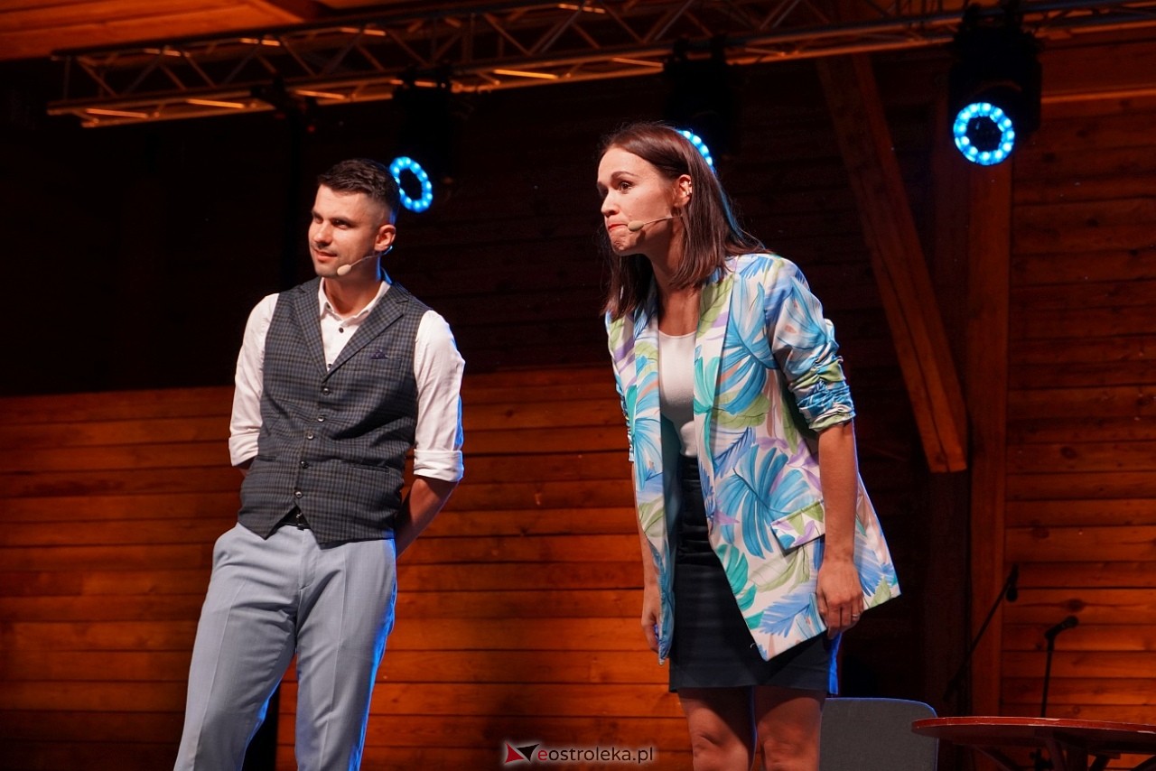 Miodobraniowa Noc Kabaretowa 2025 [30.08.2025] - zdjęcie #125 - eOstroleka.pl