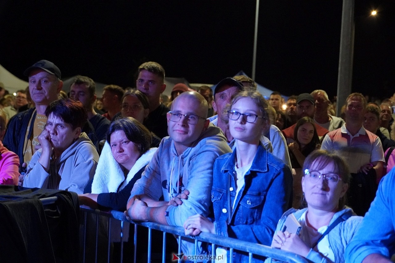 Miodobraniowa Noc Kabaretowa 2025 [30.08.2025] - zdjęcie #103 - eOstroleka.pl