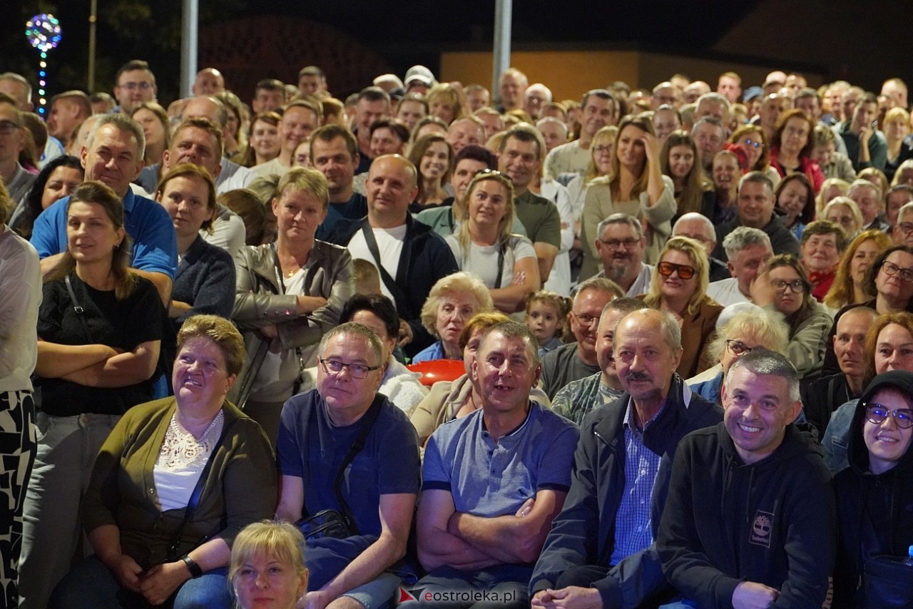 Miodobraniowa Noc Kabaretowa 2025 [30.08.2025] - zdjęcie #93 - eOstroleka.pl