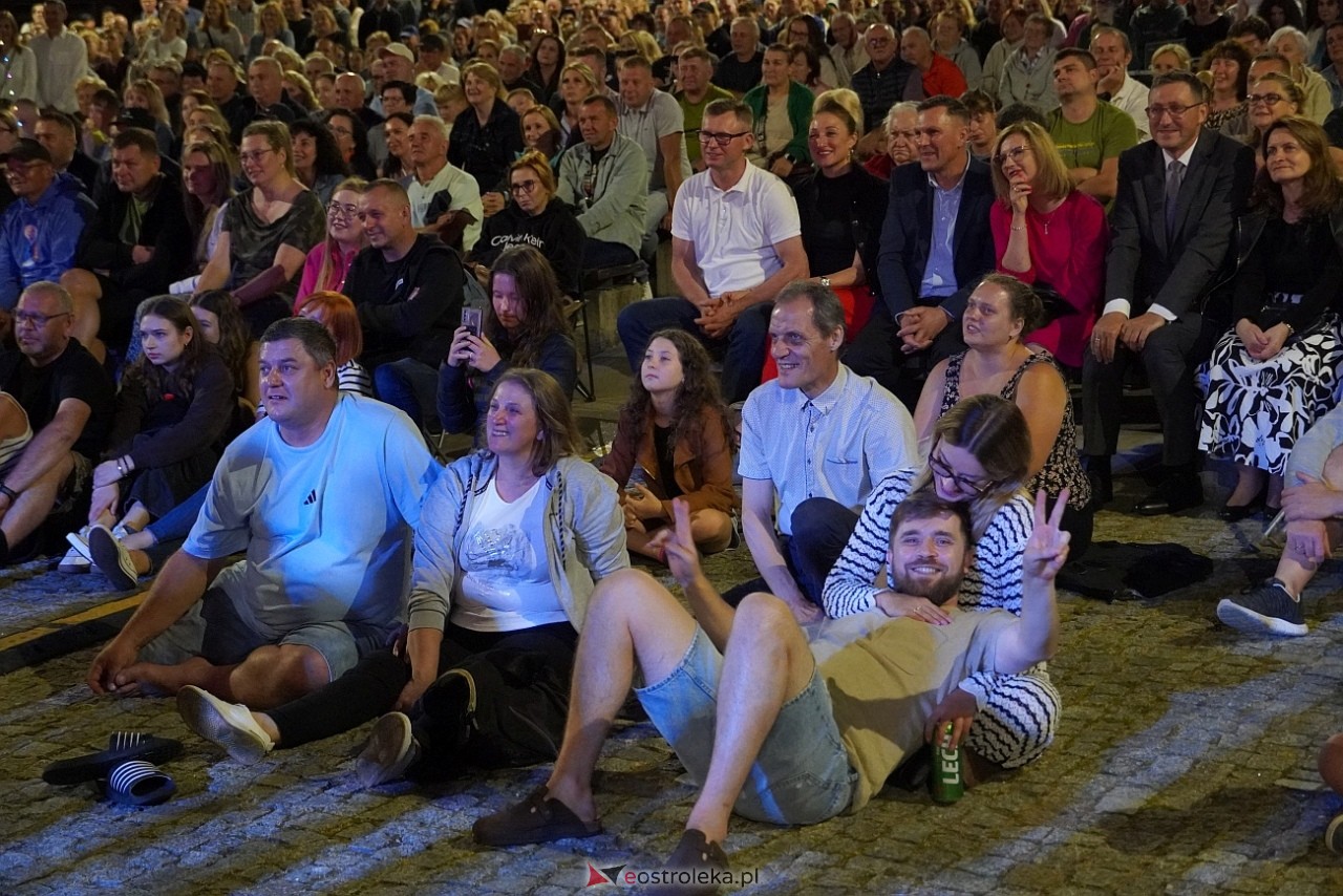 Miodobraniowa Noc Kabaretowa 2025 [30.08.2025] - zdjęcie #79 - eOstroleka.pl