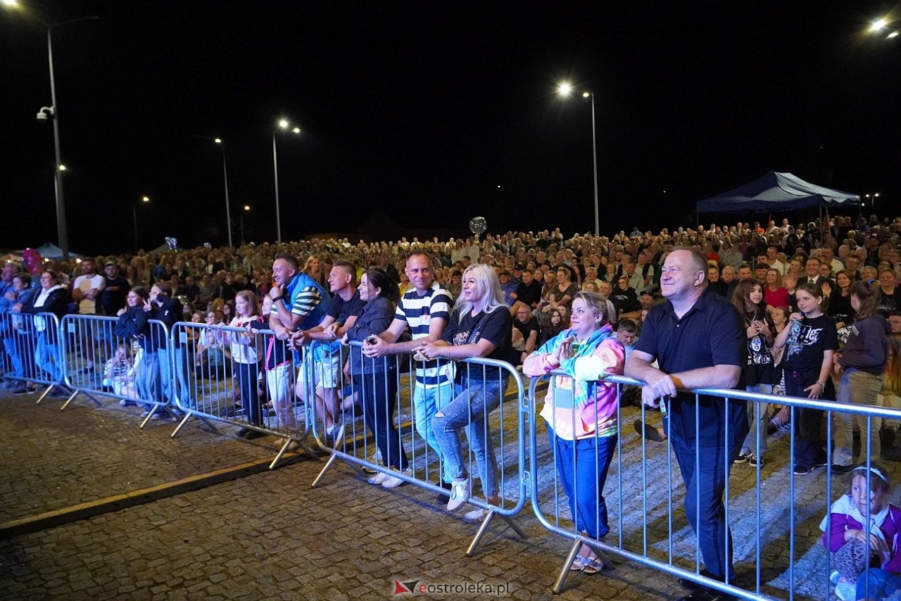 Miodobraniowa Noc Kabaretowa 2025 [30.08.2025] - zdjęcie #73 - eOstroleka.pl