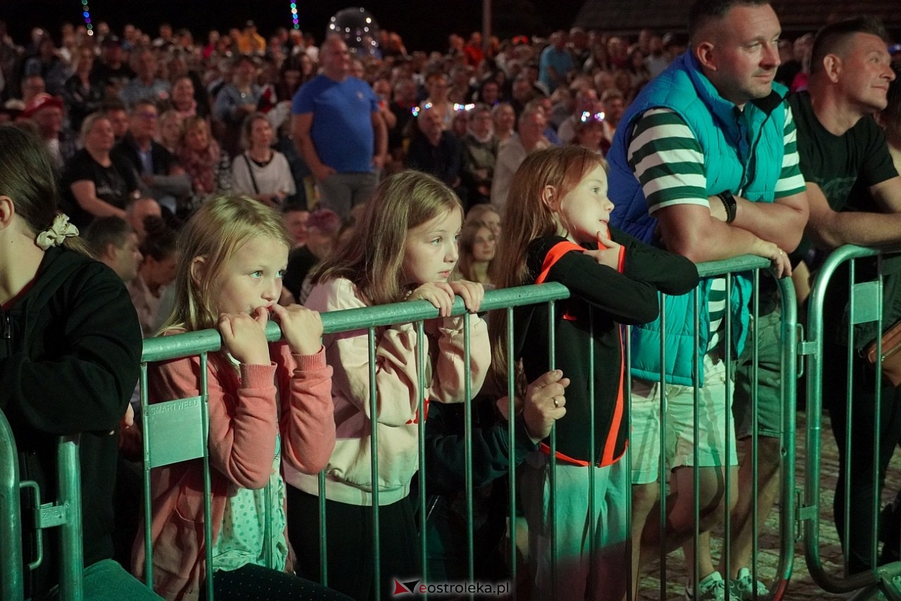 Miodobraniowa Noc Kabaretowa 2025 [30.08.2025] - zdjęcie #84 - eOstroleka.pl