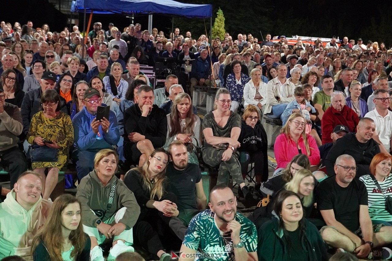 Miodobraniowa Noc Kabaretowa 2025 [30.08.2025] - zdjęcie #16 - eOstroleka.pl