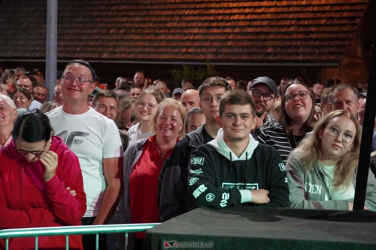 Miodobraniowa Noc Kabaretowa 2025 [30.08.2025] - zdjęcie #74 - eOstroleka.pl