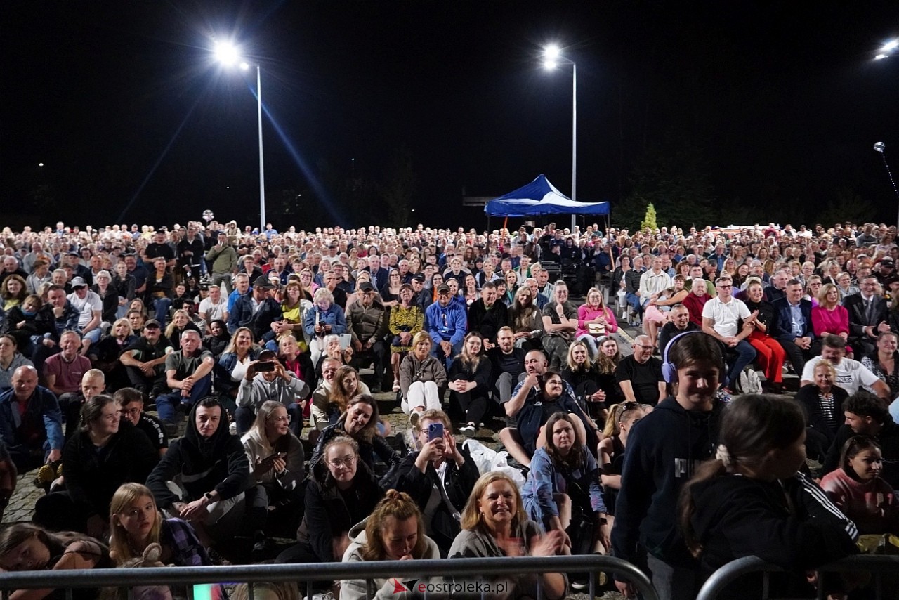 Miodobraniowa Noc Kabaretowa 2025 [30.08.2025] - zdjęcie #43 - eOstroleka.pl