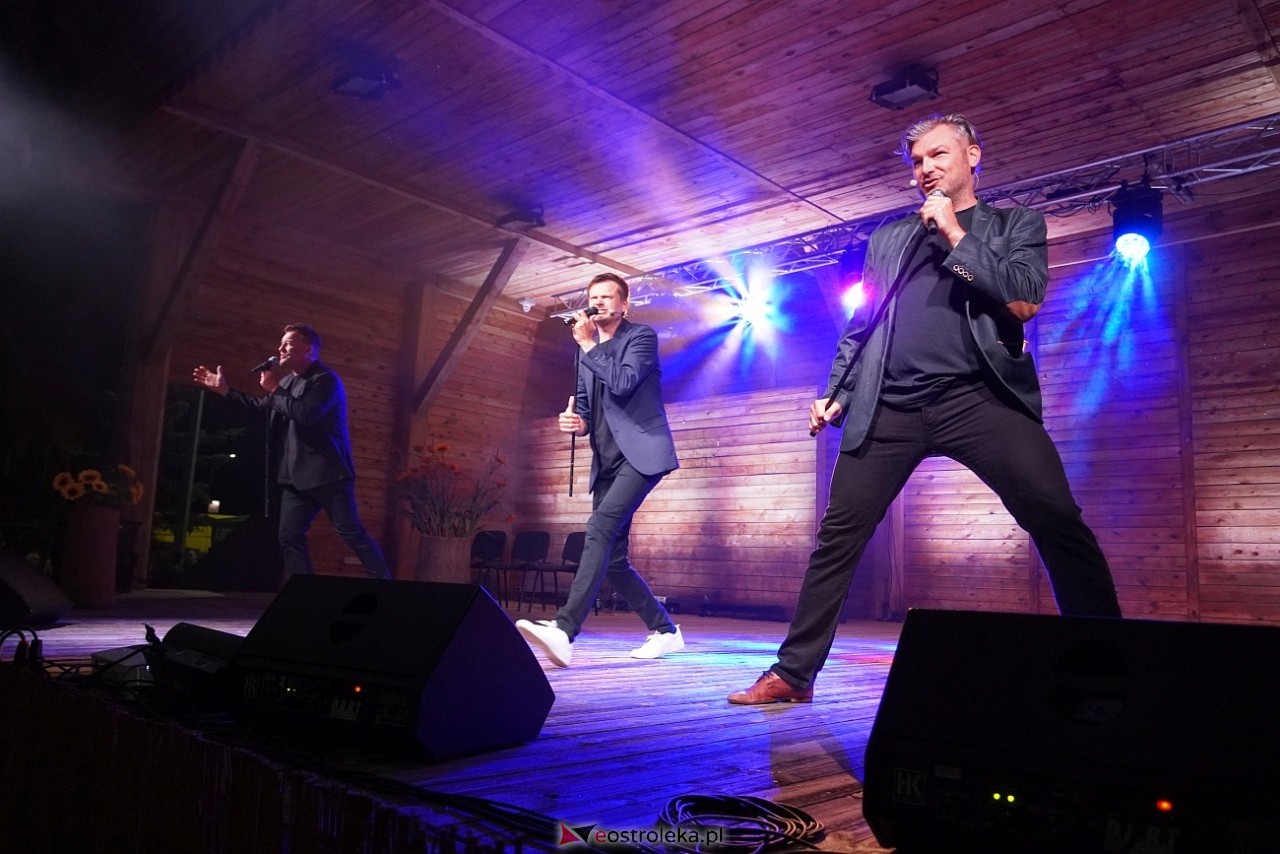 Miodobraniowa Noc Kabaretowa 2025 [30.08.2025] - zdjęcie #25 - eOstroleka.pl