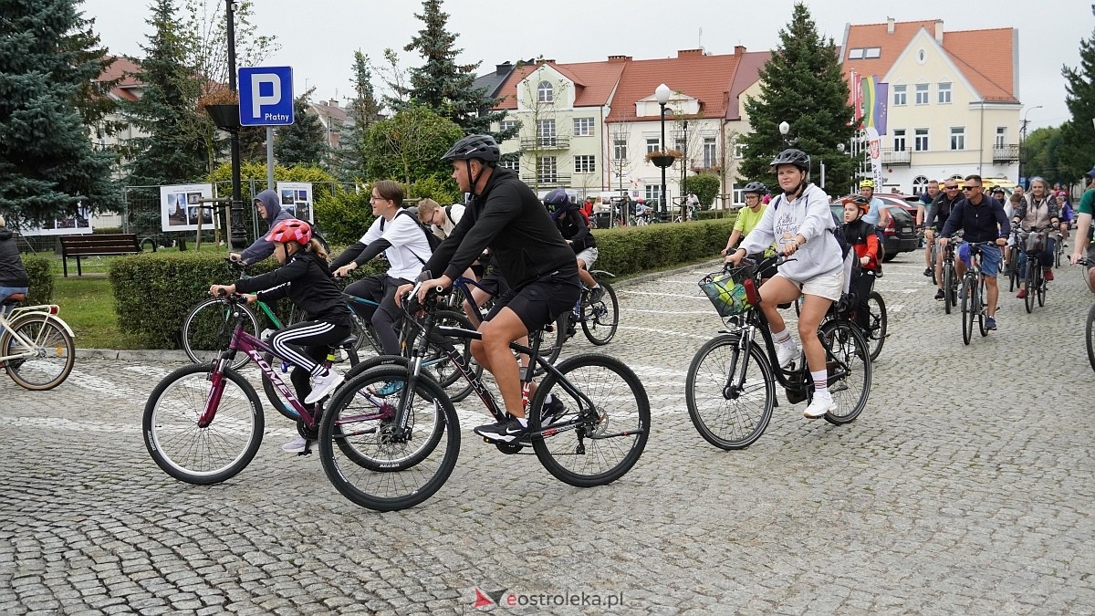 Rodzinny rajd rowerowy na zakończenie wakacji - Ostrołęka - Lelis [31.08.2025] - zdjęcie #23 - eOstroleka.pl
