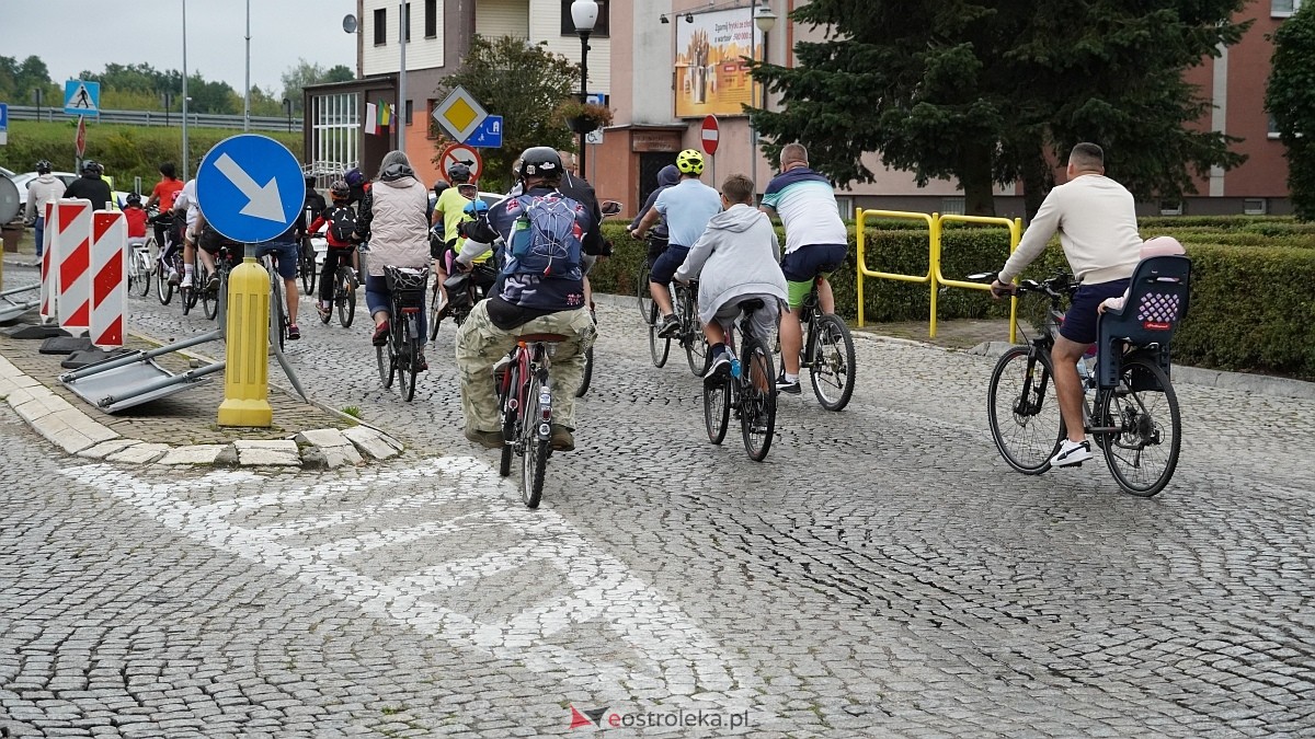 Rodzinny rajd rowerowy na zakończenie wakacji - Ostrołęka - Lelis [31.08.2025] - zdjęcie #8 - eOstroleka.pl