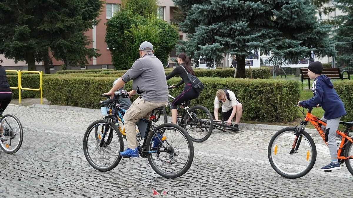 Rodzinny rajd rowerowy na zakończenie wakacji - Ostrołęka - Lelis [31.08.2025] - zdjęcie #5 - eOstroleka.pl