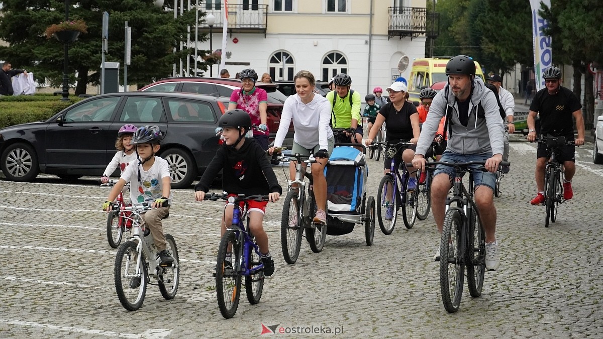 Rodzinny rajd rowerowy na zakończenie wakacji - Ostrołęka - Lelis [31.08.2025] - zdjęcie #3 - eOstroleka.pl