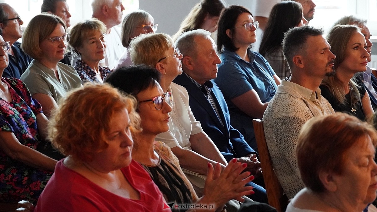 Ostrołęckie Operalia - Śpiewające Fortepiany w CK-BiS w Lelisie [31.08.2025] - zdjęcie #64 - eOstroleka.pl