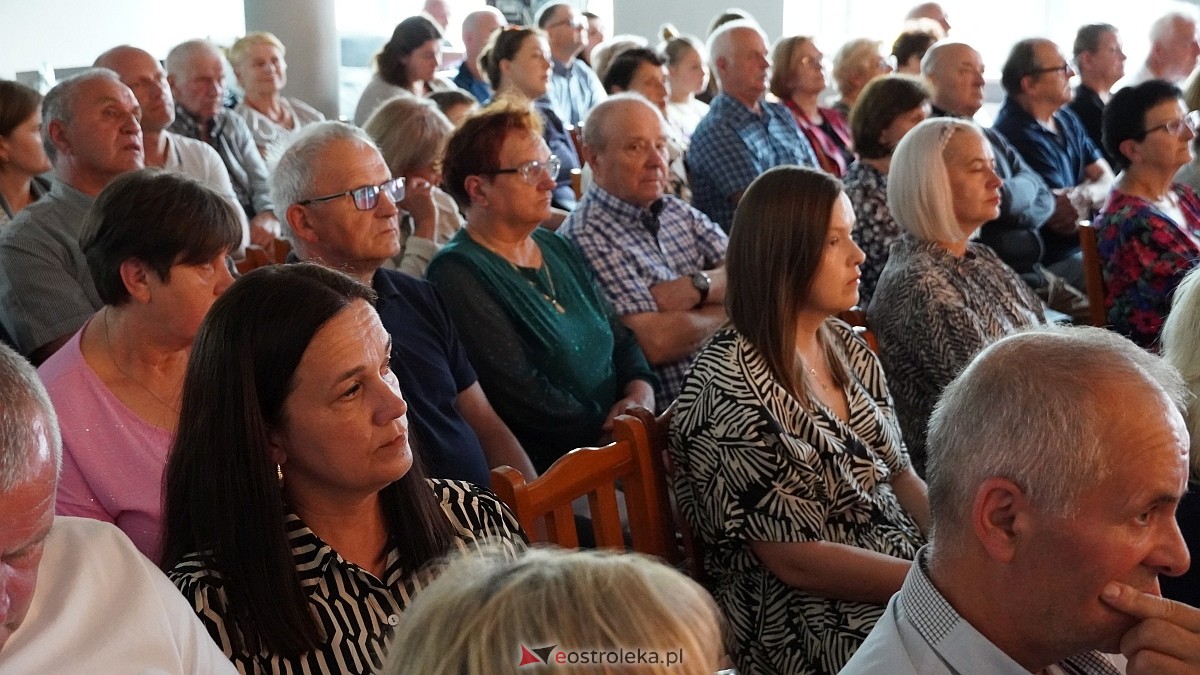 Ostrołęckie Operalia - Śpiewające Fortepiany w CK-BiS w Lelisie [31.08.2025] - zdjęcie #60 - eOstroleka.pl