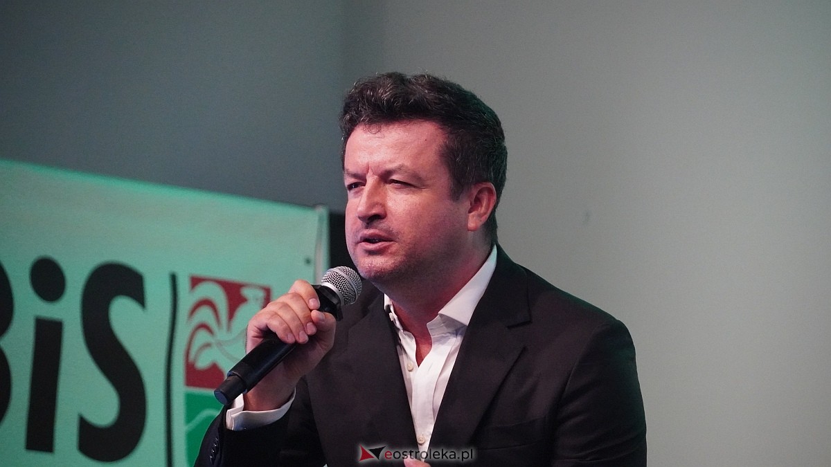 Ostrołęckie Operalia - Śpiewające Fortepiany w CK-BiS w Lelisie [31.08.2025] - zdjęcie #8 - eOstroleka.pl