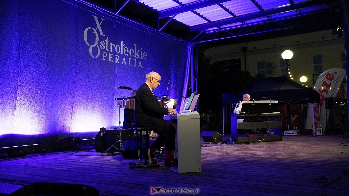 Ostrołęckie Operalia - Śpiewające Fortepiany na Placu Wolności [31.08.2025] - zdjęcie #2 - eOstroleka.pl