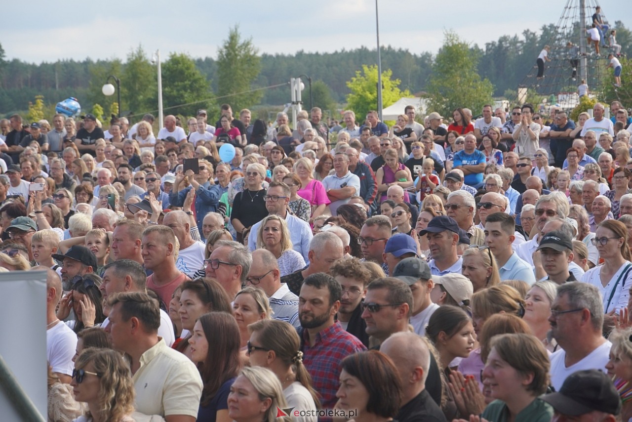 Miodobranie Kurpiowskie 2025: Stachursky, Monika Lewczuk, Zakopower [31.08.2025] - zdjęcie #196 - eOstroleka.pl