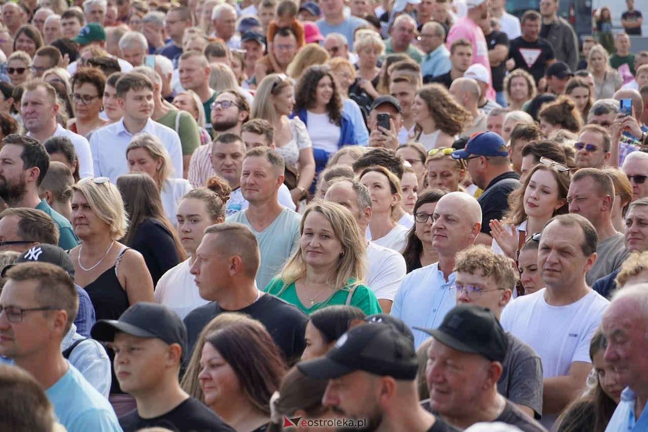 Miodobranie Kurpiowskie 2025: Stachursky, Monika Lewczuk, Zakopower [31.08.2025] - zdjęcie #192 - eOstroleka.pl