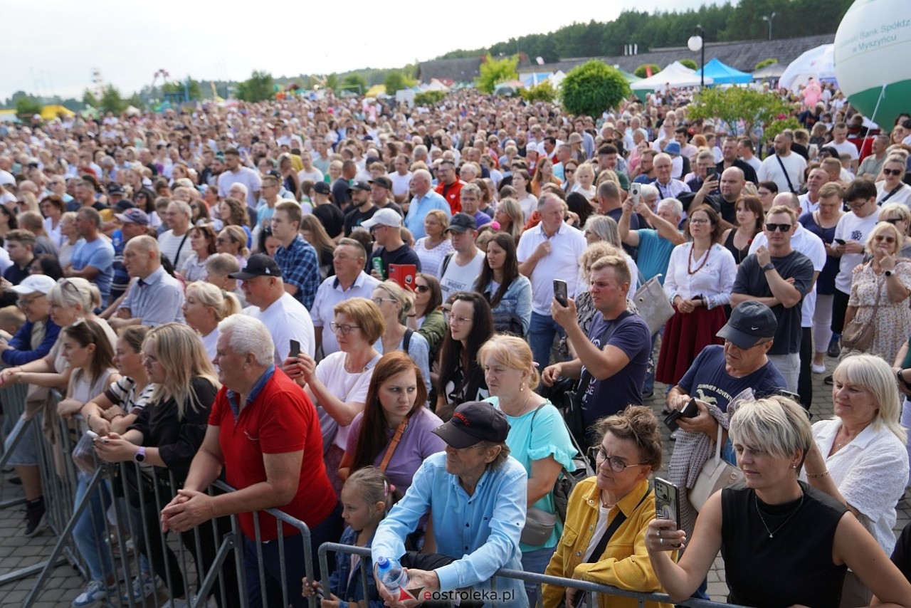 Miodobranie Kurpiowskie 2025: Stachursky, Monika Lewczuk, Zakopower [31.08.2025] - zdjęcie #187 - eOstroleka.pl