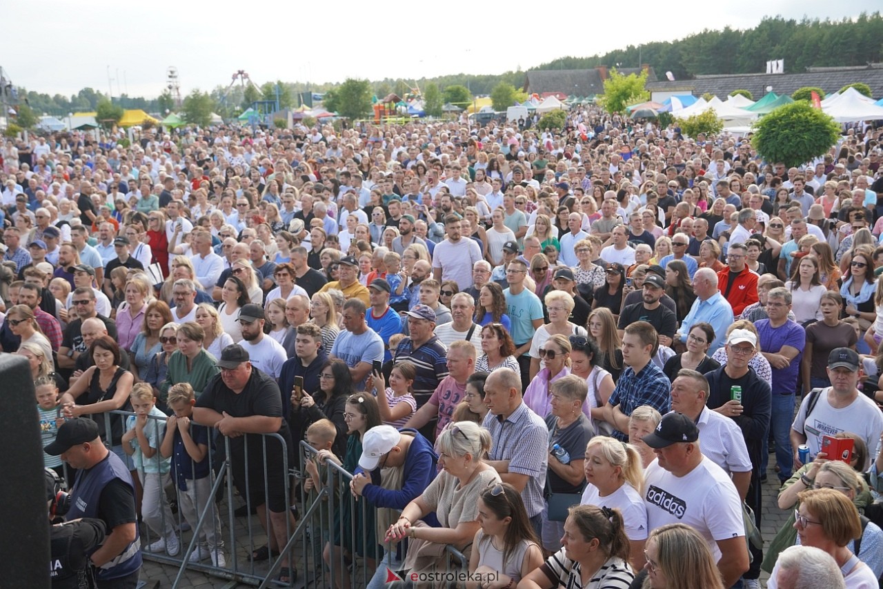 Miodobranie Kurpiowskie 2025: Stachursky, Monika Lewczuk, Zakopower [31.08.2025] - zdjęcie #173 - eOstroleka.pl