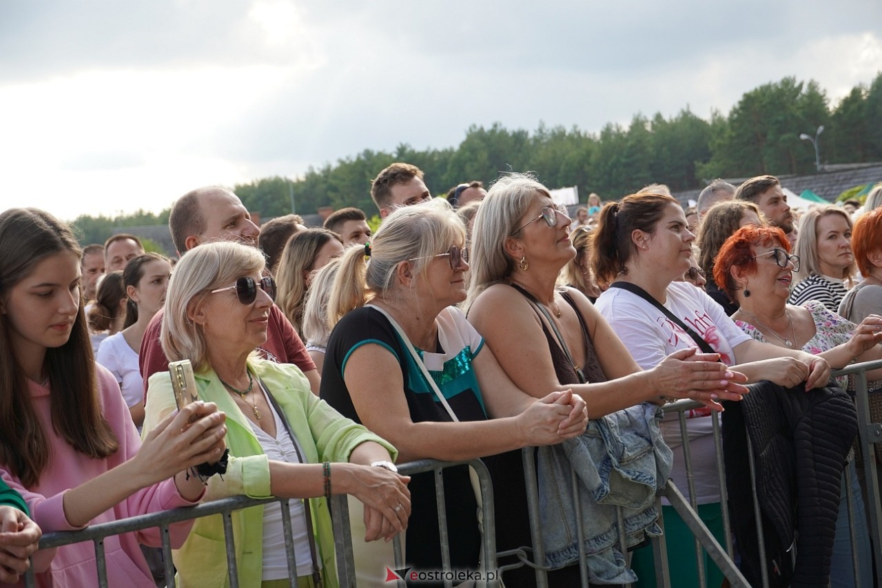 Miodobranie Kurpiowskie 2025: Stachursky, Monika Lewczuk, Zakopower [31.08.2025] - zdjęcie #143 - eOstroleka.pl