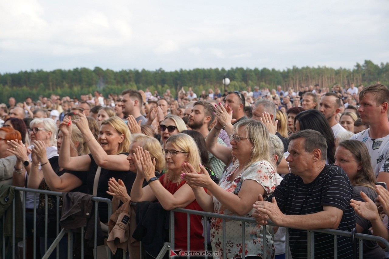 Miodobranie Kurpiowskie 2025: Stachursky, Monika Lewczuk, Zakopower [31.08.2025] - zdjęcie #137 - eOstroleka.pl