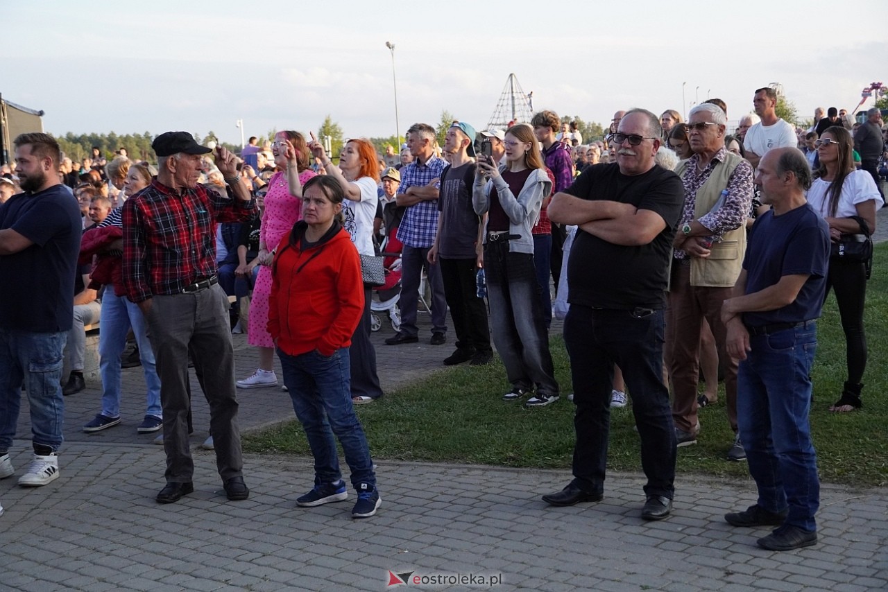 Miodobranie Kurpiowskie 2025: Stachursky, Monika Lewczuk, Zakopower [31.08.2025] - zdjęcie #66 - eOstroleka.pl