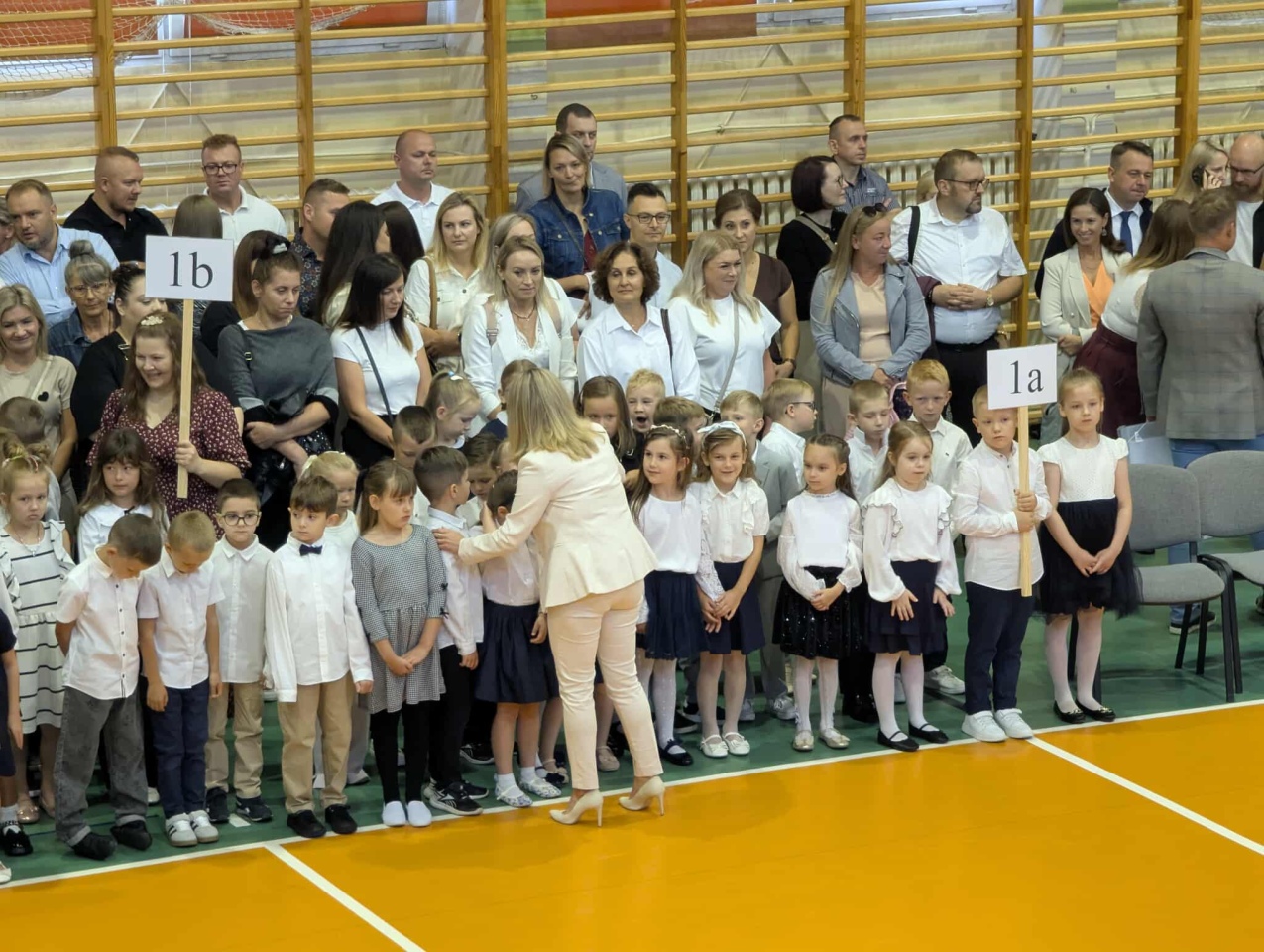 Rok szkolny 2025/26 rozpoczęty [1.09.2025] - zdjęcie #21 - eOstroleka.pl