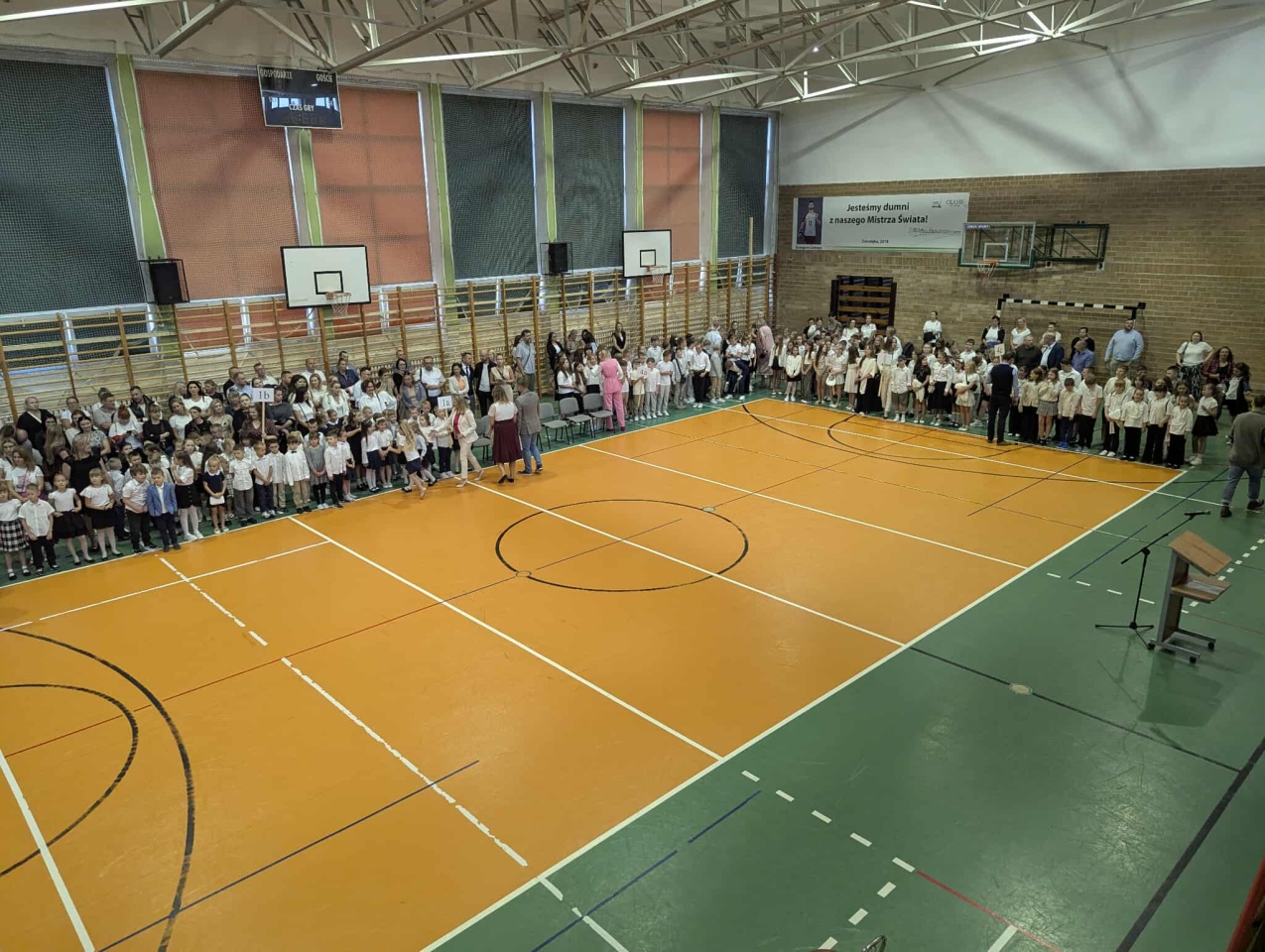 Rok szkolny 2025/26 rozpoczęty [1.09.2025] - zdjęcie #24 - eOstroleka.pl