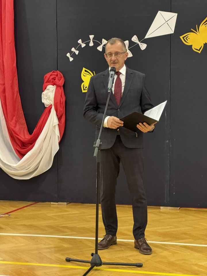 Rok szkolny 2025/26 rozpoczęty [1.09.2025] - zdjęcie #19 - eOstroleka.pl