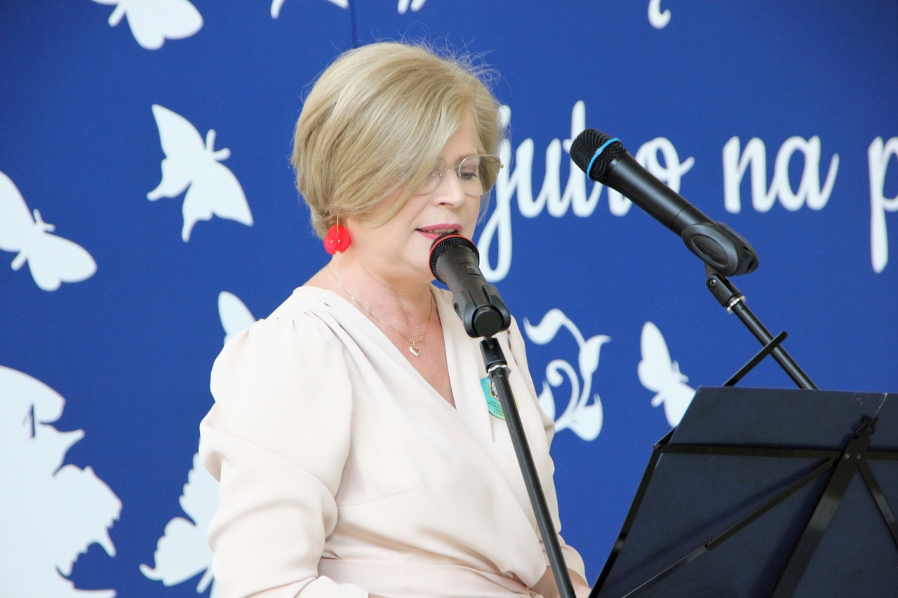 Uroczyste rozpoczęcie roku szkolnego 2025/26 w Dzbeninie [01.09.2025] - zdjęcie #13 - eOstroleka.pl